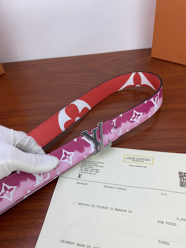 激安ルイヴィトンベルト着用イメージ